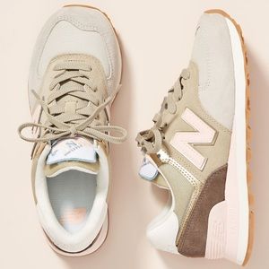NEW BALANCE x Anthropologie 574 Sneakers in Beige/ Ballet Pink/ Taupe/ Tan/ Gold